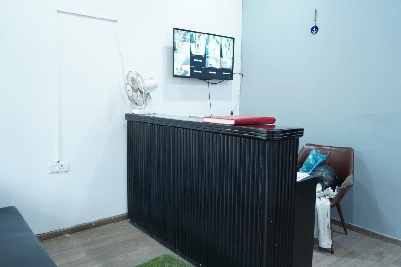 Fabhotel Sky Land Delhi Zewnętrze zdjęcie