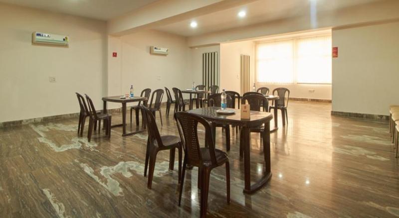Fabhotel Sky Land Delhi Zewnętrze zdjęcie
